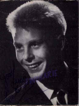 VAUTOJOEBROWN.jpg (88283 bytes)